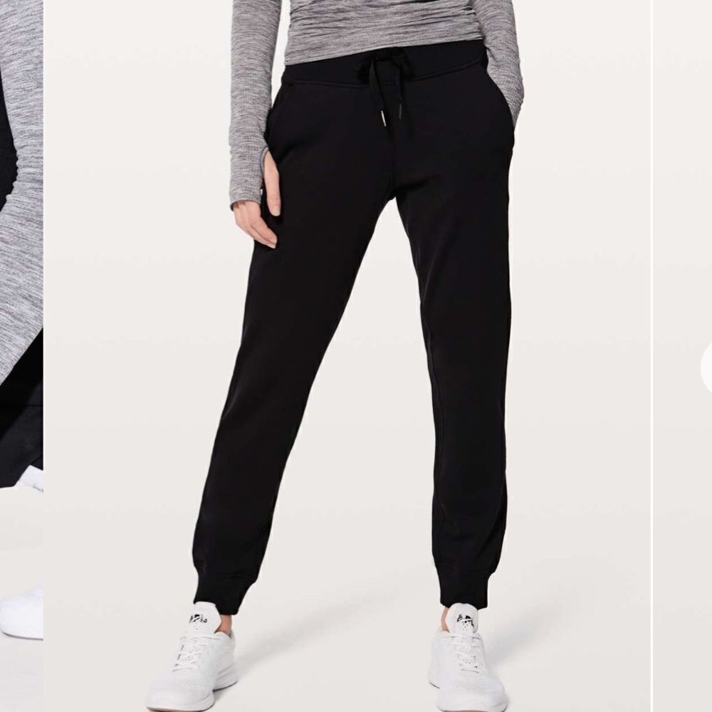 Lululemon Ready To Rulu Pant
Black